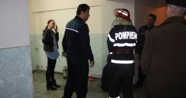 TRAGEDIE LA CONSTANȚA! Familie MOARTĂ într-un apartament din cartierul Tomis Nord / GALERIE FOTO - 5