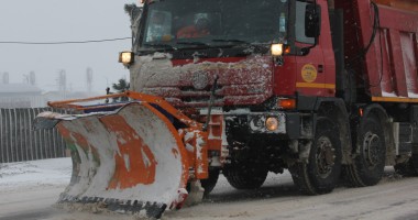 Stire din Social : Cod galben/ Vezi aici unde acționează utilajele de la Drumuri Județene