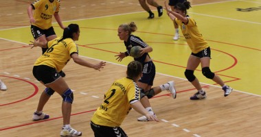 Debut de succes pentru "universitarele" constănțene - 4