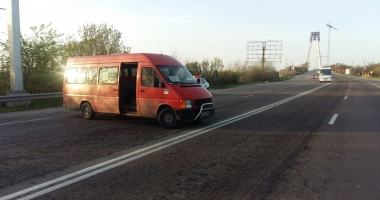 VIDEO / CIRCULAȚIE RUTIERĂ BLOCATĂ INTENȚIONAT pe podul de la Agigea - 3
