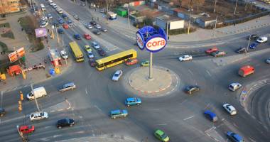 Intersecția de la Cora, ambuteiaje și tamponări. Cum vrea Poliția Rutieră să deblocheze zona - 4