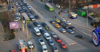 Intersecția de la Cora, ambuteiaje și tamponări. Cum vrea Poliția Rutieră să deblocheze zona - 8