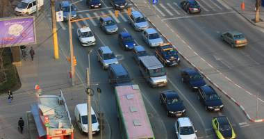 Intersecția de la Cora, ambuteiaje și tamponări. Cum vrea Poliția Rutieră să deblocheze zona - 10