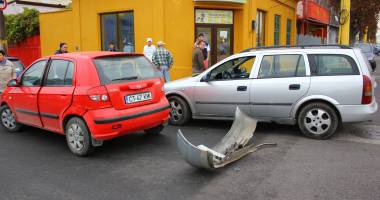 Galerie FOTO. Accident în lanț, în Constanța. Trei mașini implicate - 2