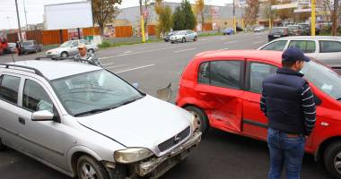 Galerie FOTO. Accident în lanț, în Constanța. Trei mașini implicate - 3