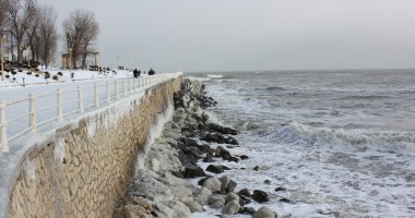 Imagini INCREDIBILE / Marea Neagră a început să înghețe - 10