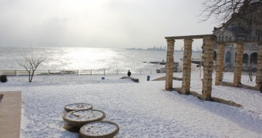 Imagini INCREDIBILE / Marea Neagră a început să înghețe - 11