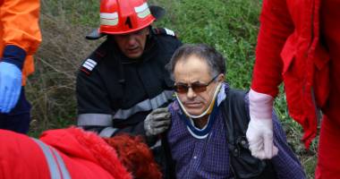 Mărturii despre accidentul de pe "Traian". Cum a plonjat șoferița cu mașina în râpă! Vezi aici imagini spectaculoase! - 2