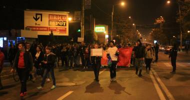 GALERIE FOTO-VIDEO / Constănțenii, din nou în stradă. 2.000 de oameni au plecat în marș și au scandat "Constanța, trezește-te!" - 2