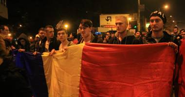 GALERIE FOTO-VIDEO / Constănțenii, din nou în stradă. 2.000 de oameni au plecat în marș și au scandat "Constanța, trezește-te!" - 6