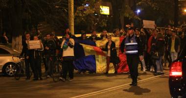 GALERIE FOTO-VIDEO / Constănțenii, din nou în stradă. 2.000 de oameni au plecat în marș și au scandat "Constanța, trezește-te!" - 8