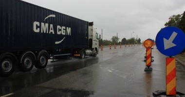 Galerie FOTO / E OFICIAL! Iată cum se va circula, de mâine, pe podul de la Agigea - 7