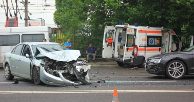 GALERIE FOTO. GRAV ACCIDENT RUTIER ÎN CONSTANȚA. CINCI VICTIME! A INTERVENIT DESCARCERAREA - 13