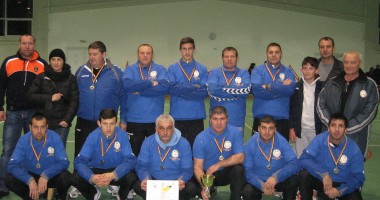 Stire din Sport : A.C.S. Frontiera Tomis Constanța, din nou campioană la oină în sală