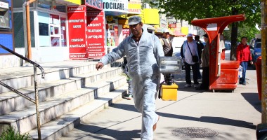 JAF la o CASĂ DE AMANET din Constanța. Au furat AURUL și BANII cu o ȘURUBELNIȚĂ! - 5