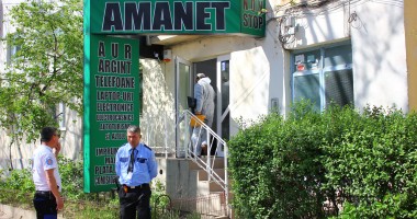 JAF la o CASĂ DE AMANET din Constanța. Au furat AURUL și BANII cu o ȘURUBELNIȚĂ! - 6