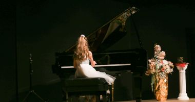 Stire din Cultură-Educație : Eveniment important pentru elevii talentaţi! Concursul Naţional "Piano Art", la Constanţa