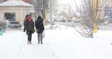 Ninsoarea abundentă ține constănțenii închiși în case   FOTO - 2