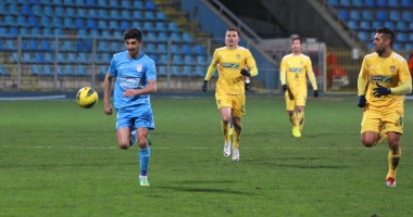 Fotbal / Săgeata Năvodari, învinsă în ultimele minute de FC Vaslui / Galerie foto - 5