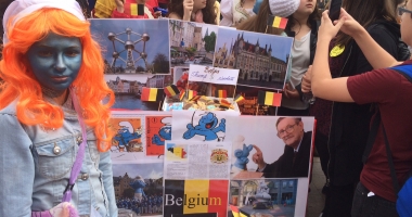 Galerie foto. Elevii din Constanța serbează Ziua Europei - 2