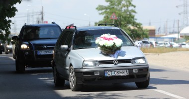 LACRIMI ȘI DURERE LA ÎNMORMÂNTAREA TÂNĂRULUI MORT în accidentul de pe podul IPMC / Galerie foto - 3