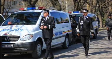 IMAGINI SPECTACULOASE. FOCURI DE ARMĂ și OSTATIC eliberat în centrul Constanței, de Ziua Poliției Române. Galerie FOTO și VIDEO - 11