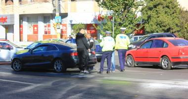 Accident rutier în Constanța. CIRCULAȚIE BLOCATĂ! - 2