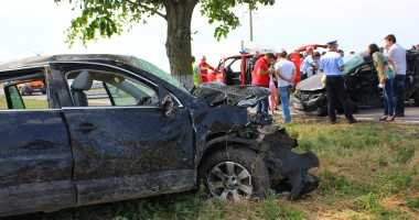 GALERIE FOTO / Accident rutier GRAV între Constanța și Valu lui Traian. UN MORT și patru răniți grav - 8