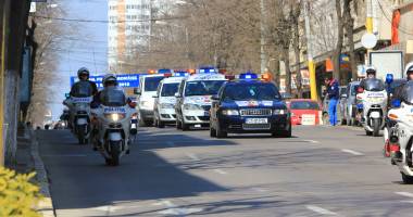 IMAGINI SPECTACULOASE. FOCURI DE ARMĂ și OSTATIC eliberat în centrul Constanței, de Ziua Poliției Române. Galerie FOTO și VIDEO - 14