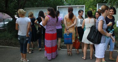 Galerie FOTO / A început examenul de titularizare! Iată unde au loc probele în municipiul Constanța - 6