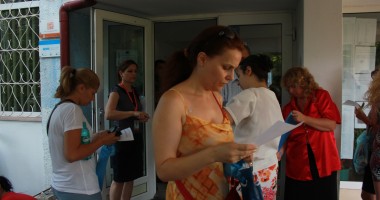 Stire din Cultură-Educație : Galerie FOTO / A început examenul de titularizare! Iată unde au loc probele în municipiul Constanța