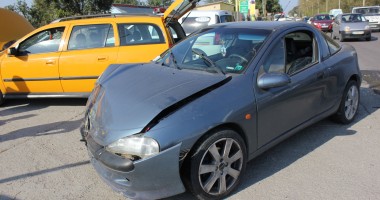 Stire din Eveniment : Încă un accident pe bulevardul Aurel  / Galerie foto