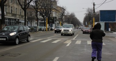 Galerie FOTO/Șoselele constănțene, un adevărat patinoar pentru șoferi - 2