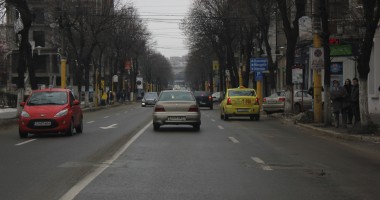 Galerie FOTO/Șoselele constănțene, un adevărat patinoar pentru șoferi - 5