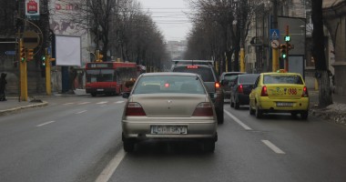 Galerie FOTO/Șoselele constănțene, un adevărat patinoar pentru șoferi - 6