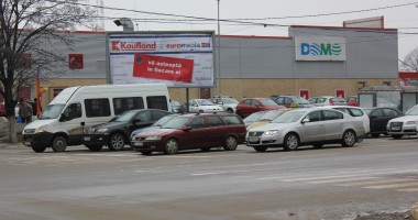 Galerie FOTO/Șoselele constănțene, un adevărat patinoar pentru șoferi - 8