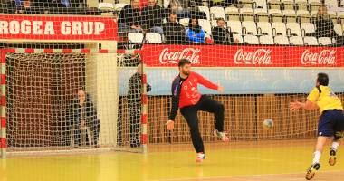 Galerie foto. HC Dobrogea Sud s-a impus în partida cu HC Farul. Iată scorul - 8