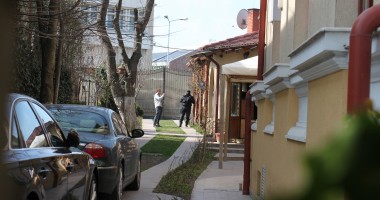 Galerie FOTO: PERCHEZIȚII la PREȘEDINTELE CJ CONSTANȚA / CONSTANTINESCU, REȚINUT pentru 24 de ore - UPDATE - 18