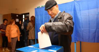 Galerie foto / Constănțenii votează masiv! Iată pe ce loc suntem - 3