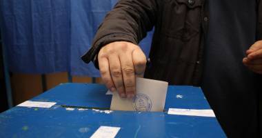 Stire din Politică-Administrație : Nereguli la vot, în Constanța!