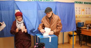 Stire din Politică-Administrație : Prezența la vot, ora 13,00. Câți constănțeni au votat