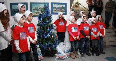 Galerie FOTO. Copiii de la "Micul Rotterdam" au colindat redacția "Cuget Liber" - 8
