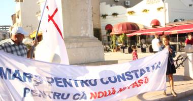 Constănțenii și-au spus cuvântul! "Marș pentru Constanța", în Piața Ovidiu! Galerie foto - 2
