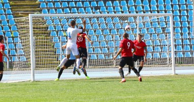 Stire din Sport : Galerie FOTO. FC Farul, egalitate în meciul cu ACS Academica