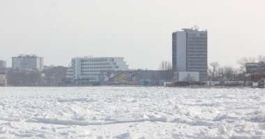 IMAGINI SPECTACULOASE / Marea Neagră a înghețat din nou - 5