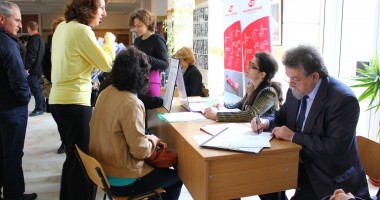 Galerie FOTO. Înghesuială la Bursa generală a locurilor de muncă. Iată ce posturi sunt disponibile - 9