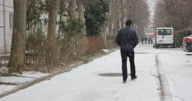 Galerie FOTO. Iarna și-a intrat în drepturi, la Constanța. Ninge ca în povești! - 6