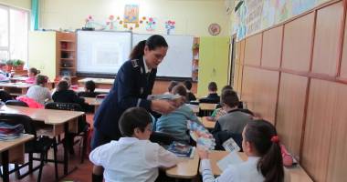 Cursuri ținute de polițiști în școlile din Constanța