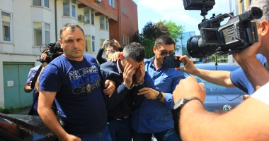 GALERIE FOTO. PRINCIPALUL SUSPECT AL CRIMEI DE LA DELFINARIU, ADUS LA PARCHET ȘI AUDIAT - 5