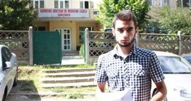 Stire din Eveniment : UPDATE -  Turist bătut măr în sediul Poliției Costinești